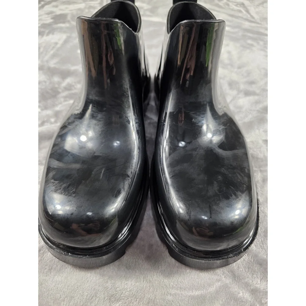 Free People High Street Black Ankle Rain Boots Size 10 Chunky Soles (NEVER USED)